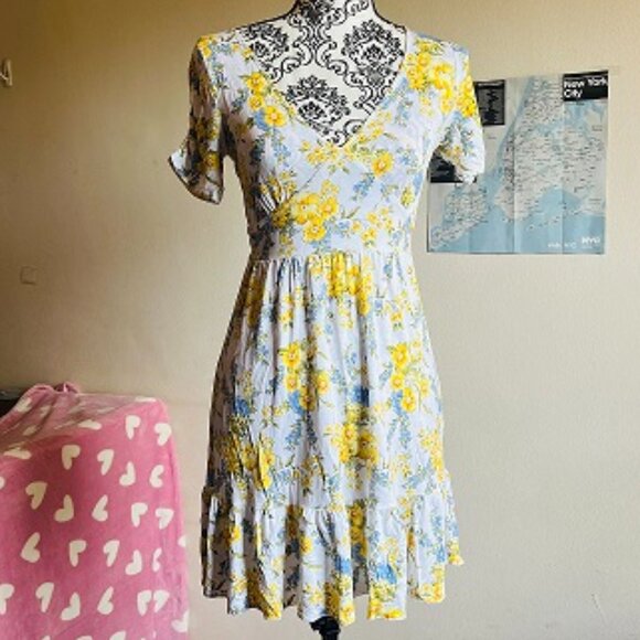 NBW F21 white mini dress with yellow and blue flowers size S - Picture 6 of 6